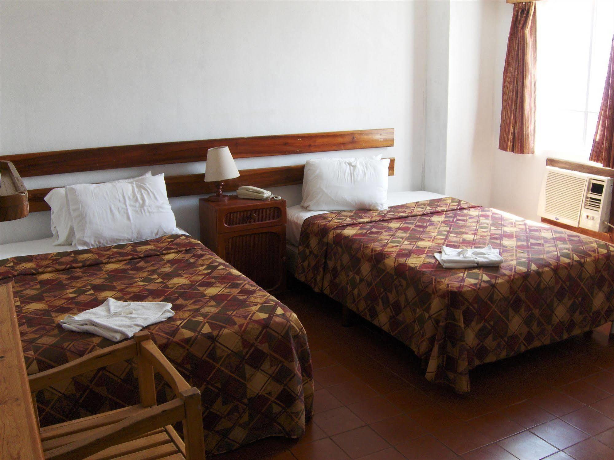 Hotel Alux Cancún Kültér fotó